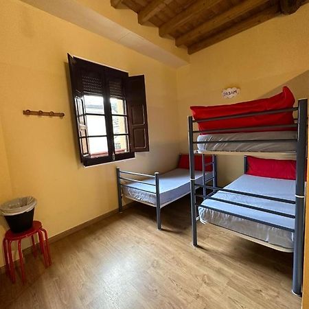 Albergue De Peregrinos Compostela Molinaseca Zewnętrze zdjęcie